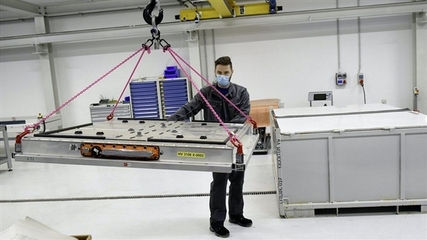 動力電池退役潮下 每塊電動車電池價值7000元，電池回收與開發新機遇